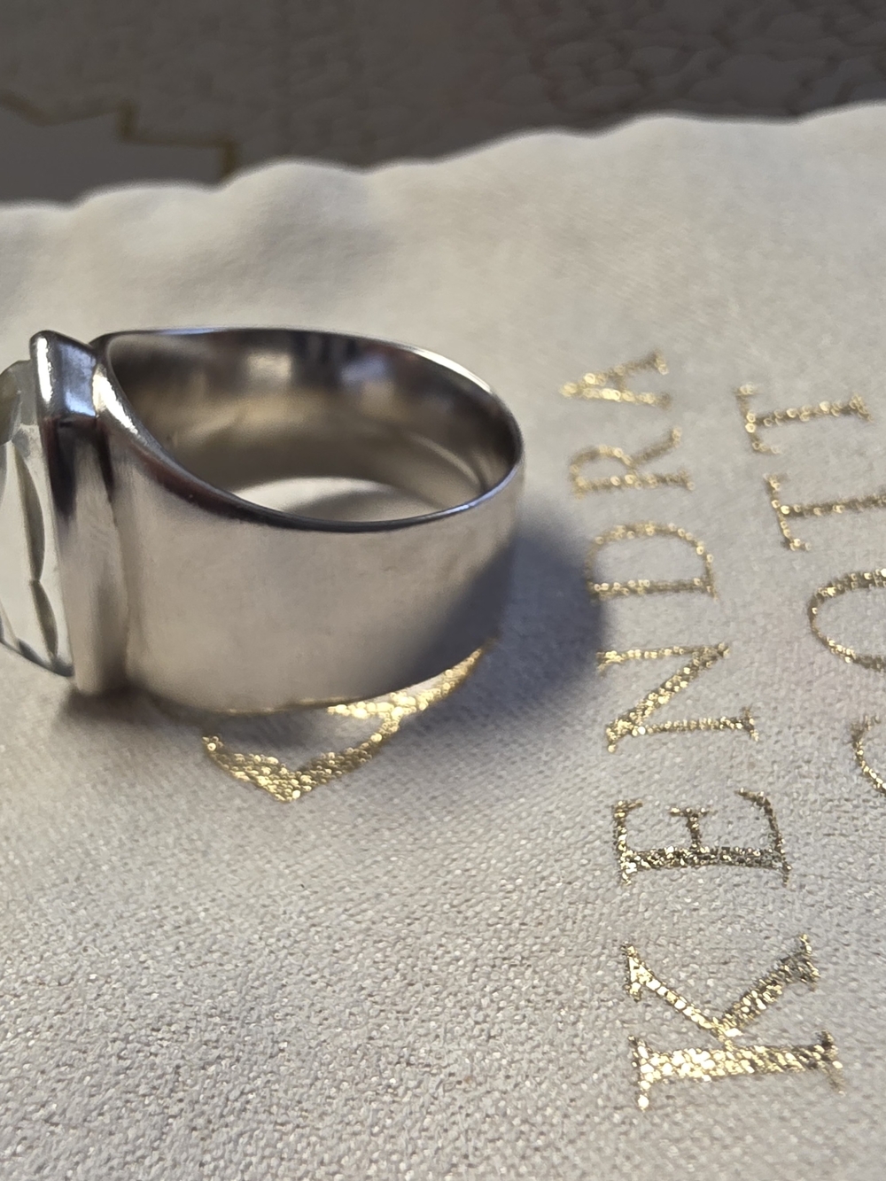Kendra Scott Mood Ring In Silver Sz 8 - Picture 8 of 8